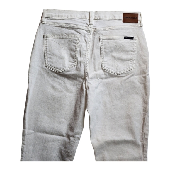 Calvin Klein High Rise Button Fly White Jeans Size 10/30 Slim Straight Raw Hem - Picture 5 of 8